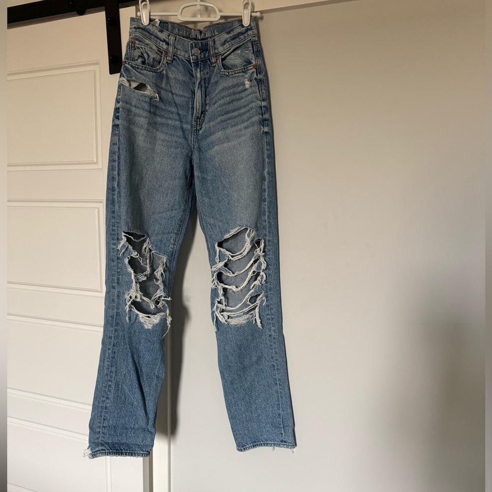 American Eagle Strigid Straight Distressed Blue Women's Jeans